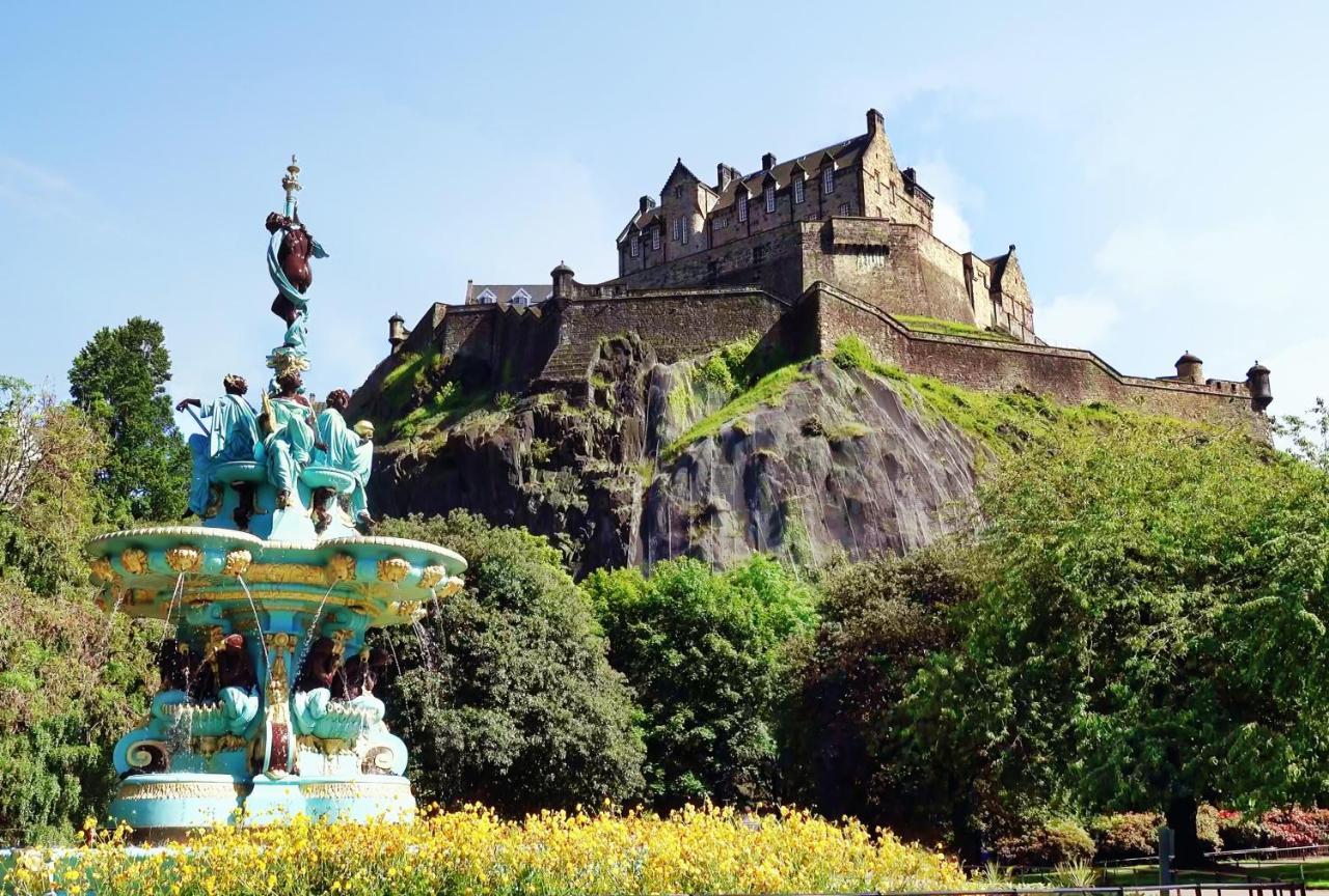 Historic Dean Village Treasure, Sleeps 4 Edimburgo Esterno foto
